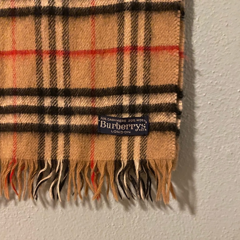90’s Vintage authentic Burberrys London Nova Check scarf cashmere and wool